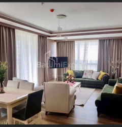 Квартира 3-комн 88 м² - Руставелі, Батумі