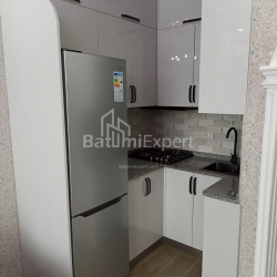 Квартира 2-комн 42 м² - Давида Агмашенебелі, Батумі