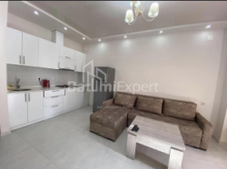 Квартира 3-комн 61 м² - Ніко Піросмані, Батумі
