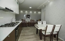 Квартира 3-комн 71 м² - Давида Агмашенебелі, Батумі