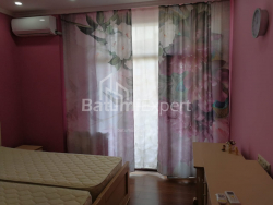 Квартира 80 м² - Зураба Горгiладзе, Батумі, Грузія