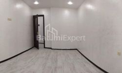 Квартира 42 м² - Давида Агмашенеблі, Батумі, Грузія