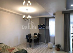 Квартира 3-комн 74 м² - Шалва Інасаридзе, Батумі