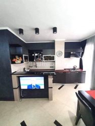 Квартира 4-комн 100 м² - Зураба Горгiладзе, Батумі