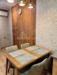 Квартира 2-комн 58 м² - Фрiдiона Халвашi, Батумі