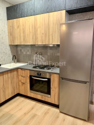Квартира 2-комн 58 м² - Фрiдiона Халвашi, Батумі