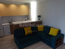 Квартира 2-комн 42.3 м² - Леха і Марії Качинських, Батумі