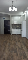 Квартира 3-комн 53 м² - Михайла Лермонтова, Батумі