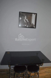 Квартира 3-комн 53 м² - Зураба Горгiладзе, Батумі