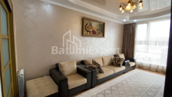 Квартира 3-комн 70 м² - Ніко Піросмані, Батумі