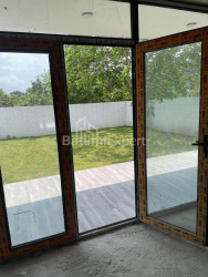 Приватний будинок 6-комн 270 м² - Григола Еліава, Батумі