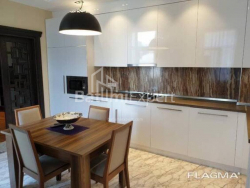 Квартира 2-комн 90 м² - Важа-Пшавела, Батумі