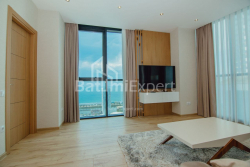 Квартира 3-комн 84 м² - Алея Героїв, Батумі