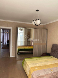Квартира 3-комн 77 м² - Царя Парнаваза, Батумі