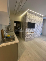 Квартира 2-комн 50 м² - Ангiса, Батумі