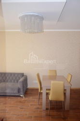Квартира 2-комн 46.5 м² - Шерифа Хімшіашвілі, Батумі