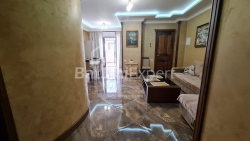 Квартира 3-комн 90 м² - Костянтина Гамсахурдія, Батумі