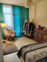 Квартира 3-комн 80 м² - Іллі Чавчавадзе, Батумі