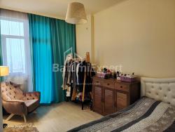 Квартира 3-комн 80 м² - Іллі Чавчавадзе, Батумі