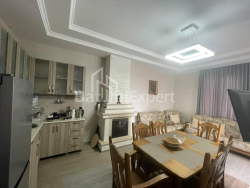 Приватний будинок 5-комн 160 м² - Шоссе аеропорта, Батумі