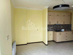 Квартира 3-комн 66.7 м² - Григола Лорткіпанідзе, Батумі
