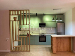 Квартира 3-комн 91 м² - Шерифа Хімшіашвілі, Батумі