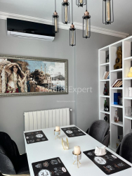 Квартира 3-комн 59 м² - Алея Героїв, Батумі
