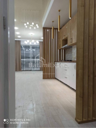 Квартира 3-комн 65 м² - Ангiса, Батумі