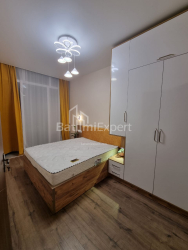 Квартира 3-комн 65 м² - Еквтіме Такаішвілі, Батумі