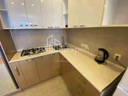 Квартира 63 м² - Зураба Горгiладзе, Батумі, Грузія