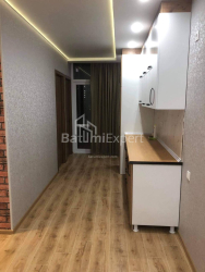 Квартира 3-комн 57 м² - Юсуфа Кобаладзе, Батумі