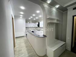 Квартира 3-комн 110 м² - Михайла Джавахішвілі, Батумі
