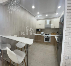 Квартира 58 м² - Ніко Піросмані, Батумі, Грузія