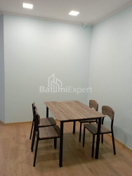 Квартира 4-комн 84 м² - Ніко Піросмані, Батумі