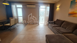 Квартира 2-комн 60 м² - Зураба Горгiладзе, Батумі