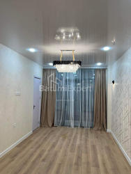 Квартира 3-комн 55 м² - Алея Героїв, Батумі