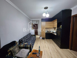 Квартира 2-комн 43 м² - Звіада Гамсахурдіа, Батумі
