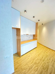 Квартира 2-комн 50 м² - Алея Героїв, Батумі