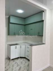 Квартира 3-комн 70 м² - Oлександра Пушкiна, Батумі