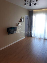 Квартира 3-комн 67 м² - Хайдара Абашидзе, Батумі