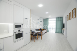 Квартира 3-комн 74 м² - Зураба Горгiладзе, Батумі