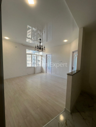 Квартира 3-комн 63 м² - Шалва Інасаридзе, Батумі