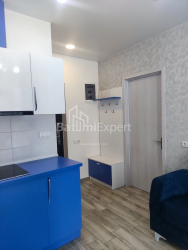 Квартира 2-комн 43 м² - Ангiса, Батумі