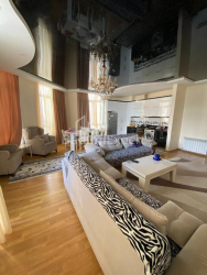 Квартира 85 м² - Зураба Горгiладзе, Батумі, Грузія
