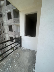 Квартира 3-комн 60 м² - Ангiса, Батумі