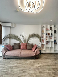 Квартира 2-комн 50 м² - Леха і Марії Качинських, Батумі