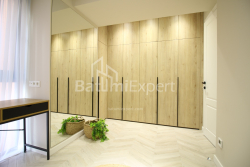 Квартира 3-комн 57 м² - Леха і Марії Качинських, Батумі