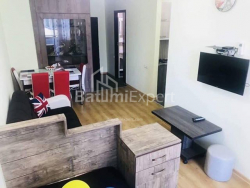 Квартира 45 м² - Ніко Піросмані, Батумі, Грузія
