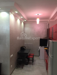 Квартира 2-комн 52 м² - Oлександра Пушкiна, Батумі