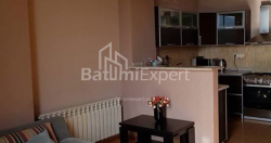 Квартира 3-комн 100 м² - Вахтанга Горгасалі, Батумі
